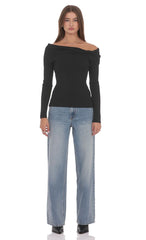 Twist Off Shoulder Jumper in Black