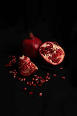 Pomegranate Noir 10 oz scented candle