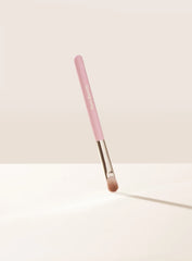 Stay Vulnerable All Over Eyeshadow Brush
