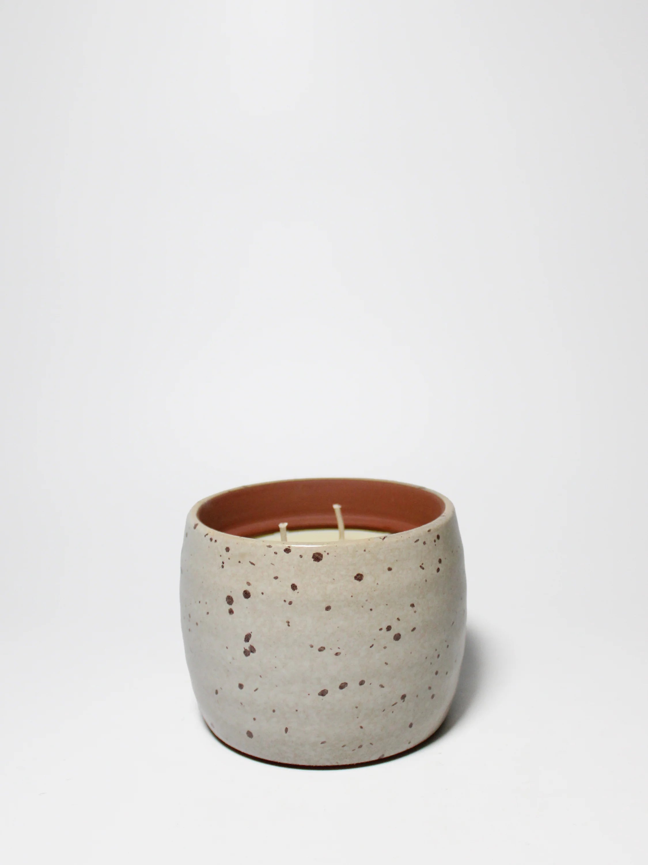 Ocean Mist Natural Home 13 oz scented candle