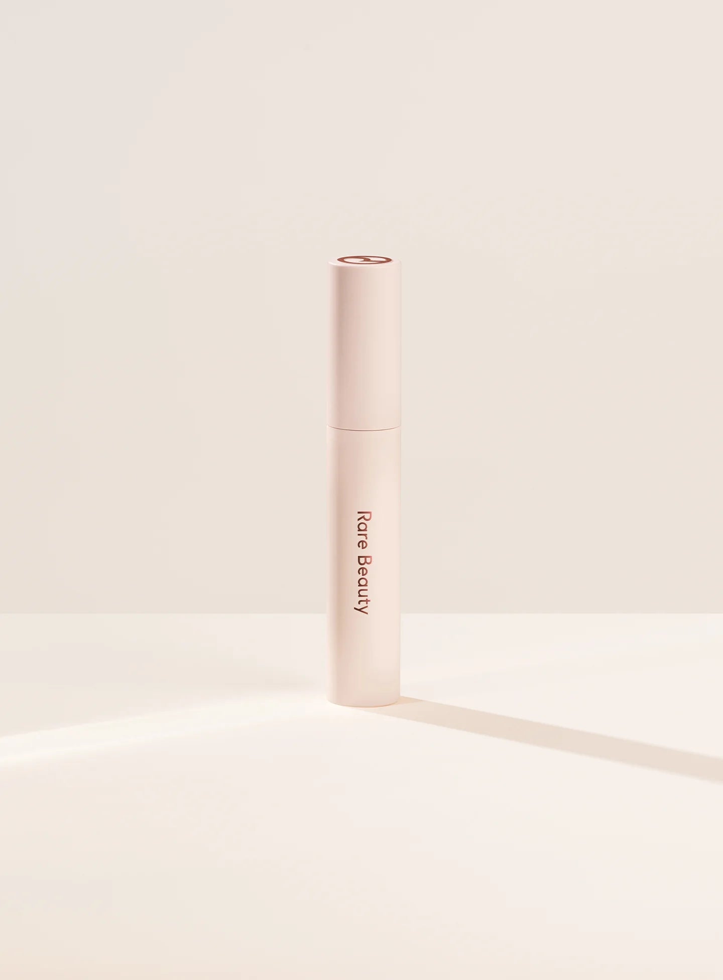 Perfect Strokes Universal Volumizing Mascara Brown