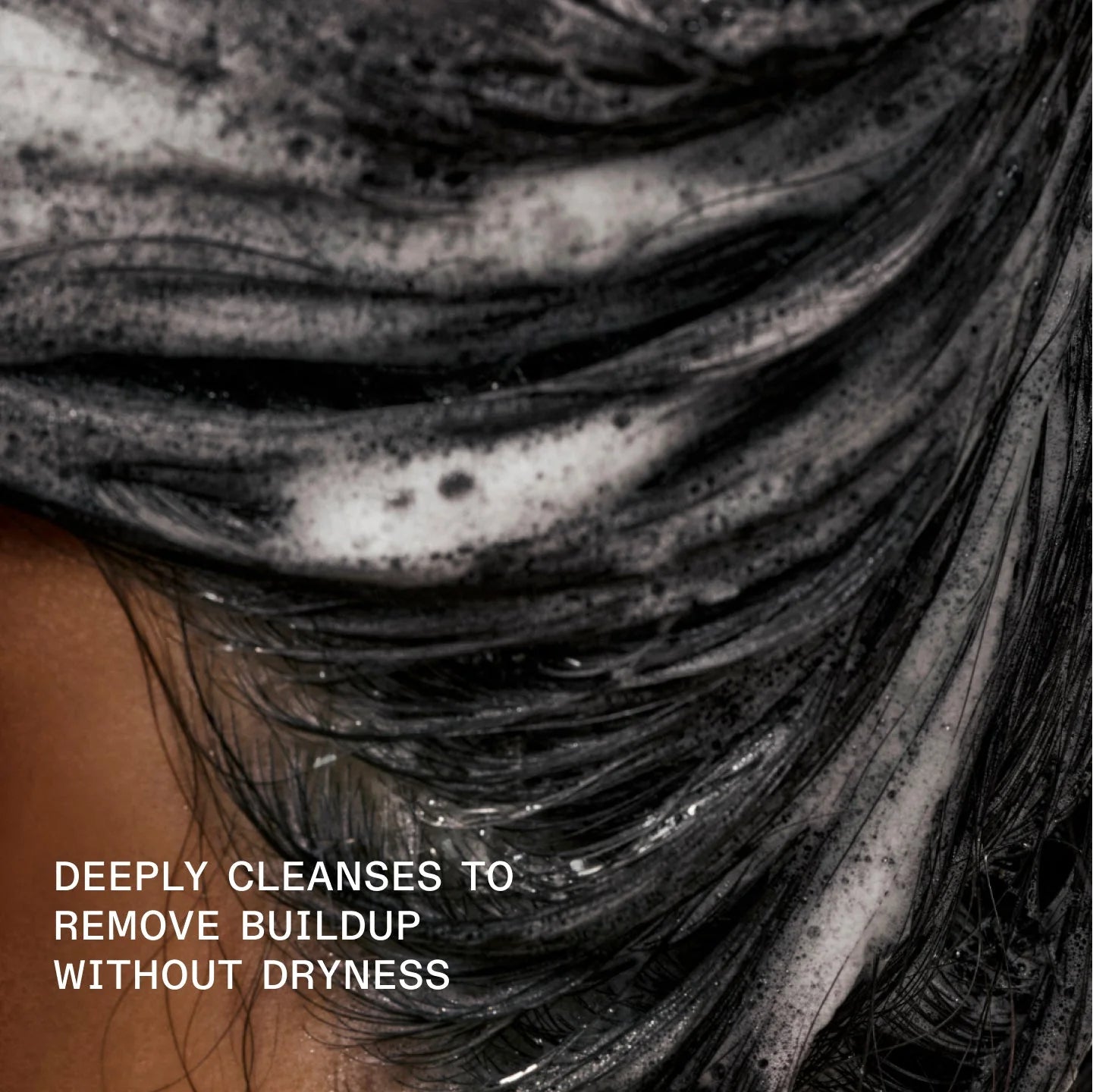Nº4C BOND MAINTENANCE CLARIFYING SHAMPOO LITER
