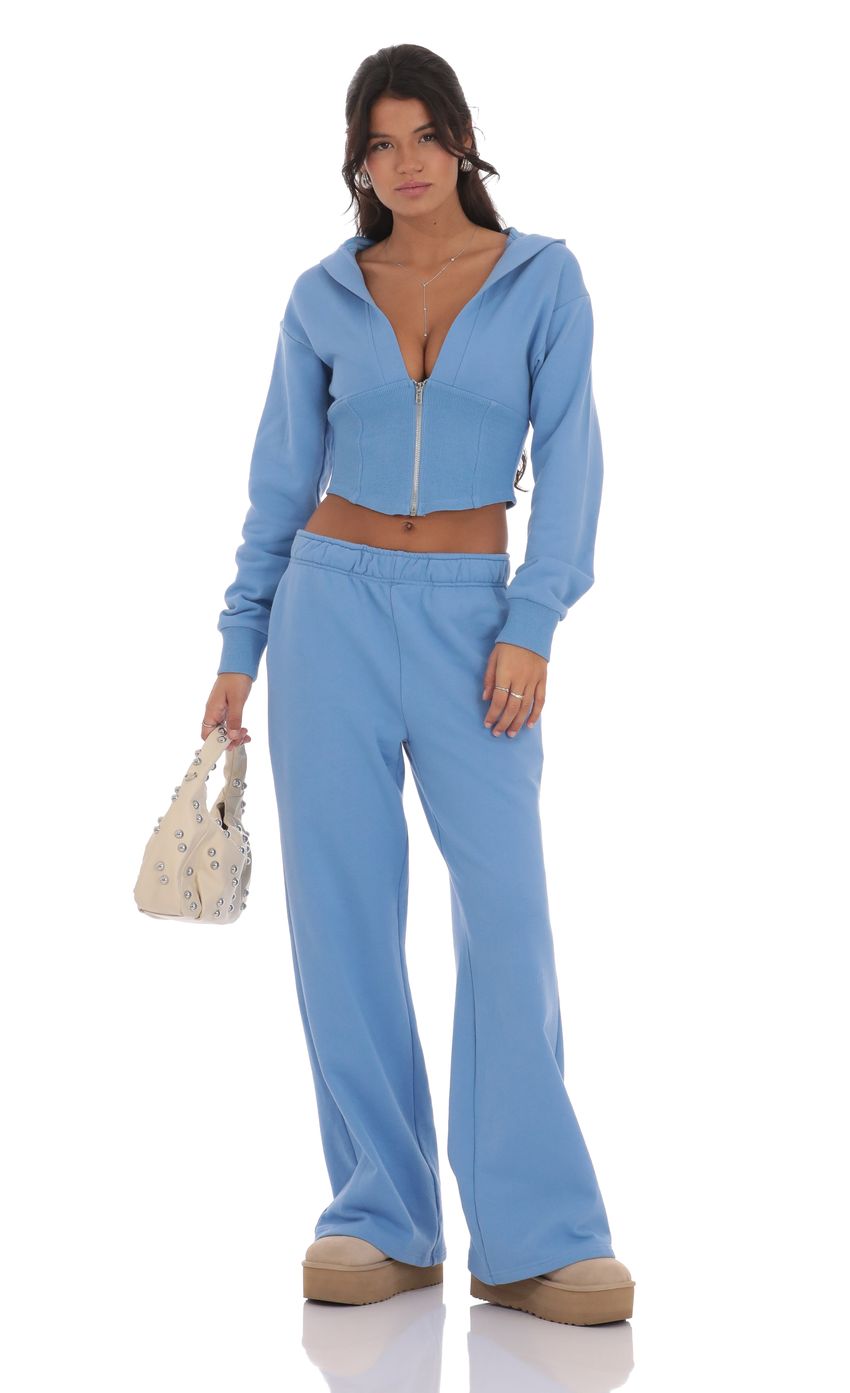 Cropped Pointed Hoodie in Light Blue