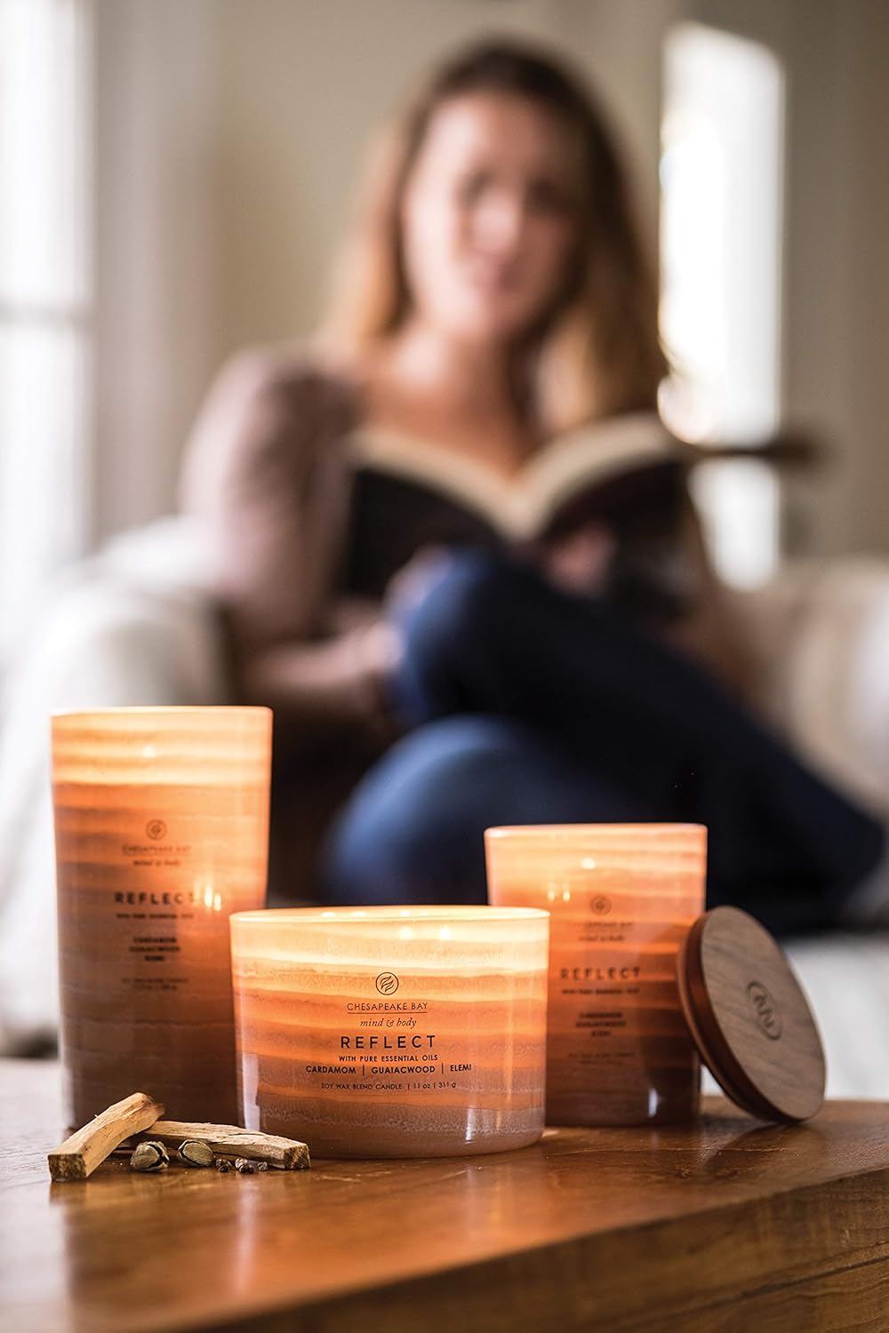 Candle Mind Body Serenity Scented Candle Reflect with Pure Essential Oils Cardamom Guaiacwood Elemi Coffee Table