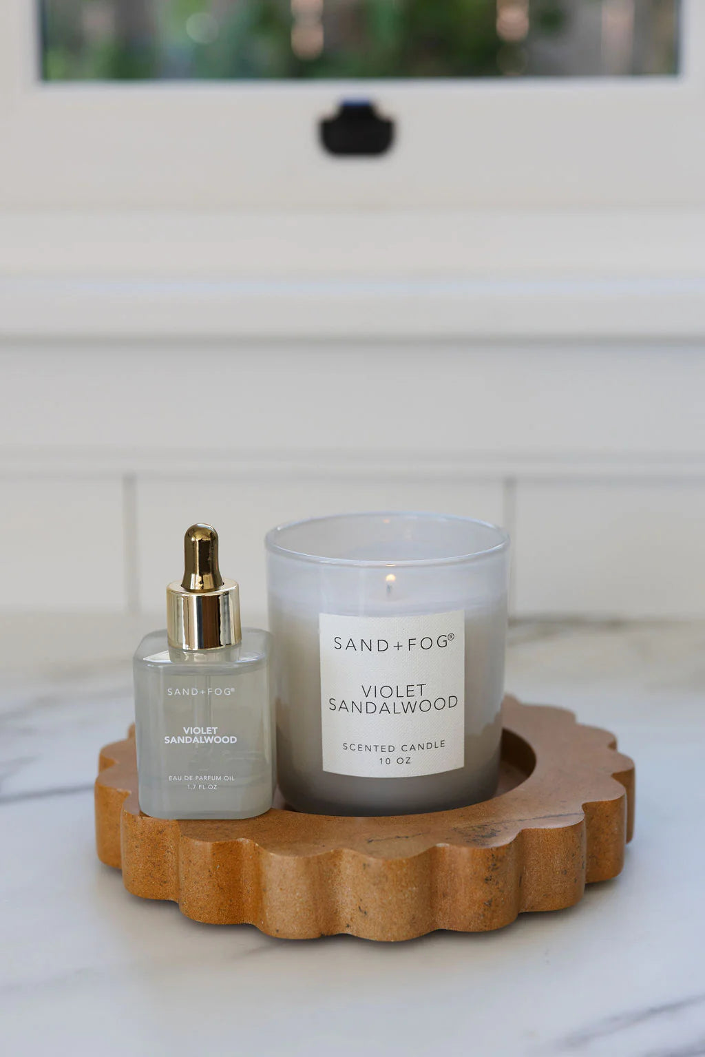 Violet Sandalwood 10 oz scented candle