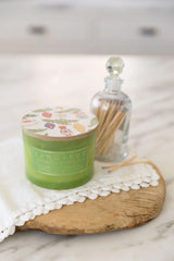 Holiday Berry 12 oz scented candle
